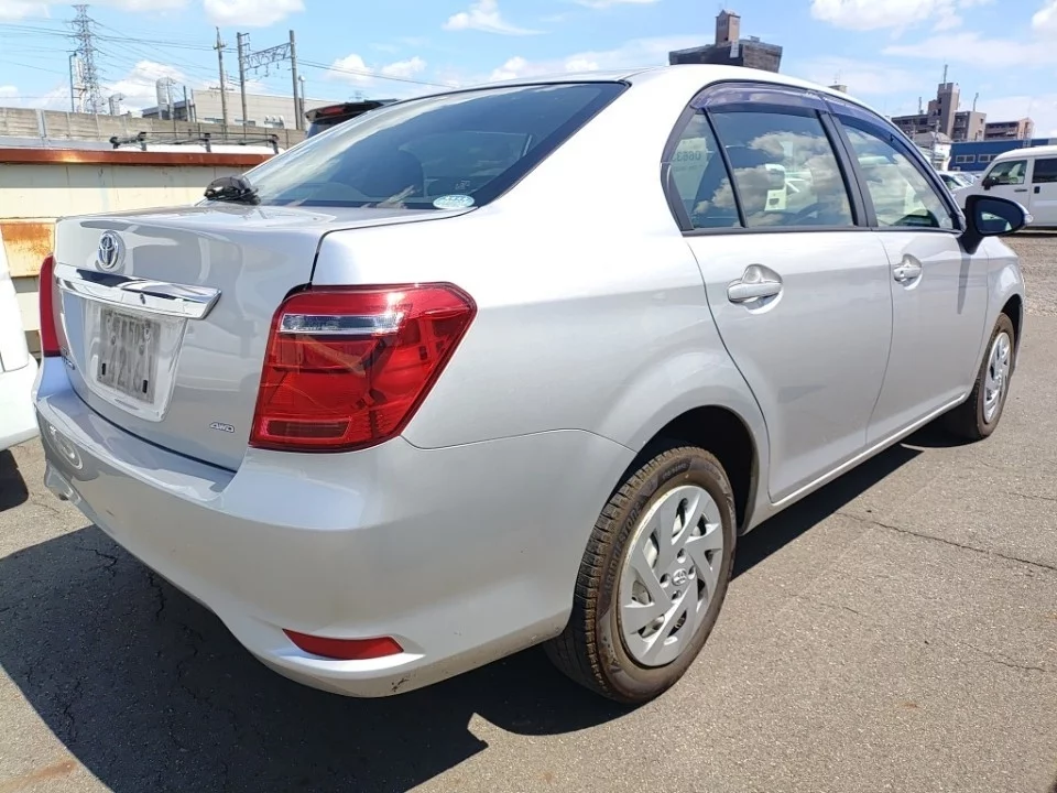 Toyota Corolla Axio NZE164 2019